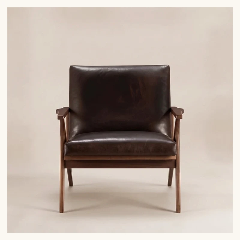 Fiora Mid-Century Armchair View 3